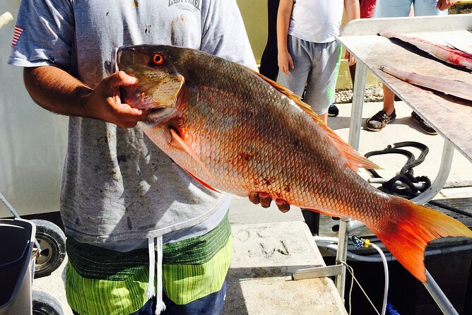 Half-Day Fishing Trip in Fort Lauderdale - Group Size and Accessibility