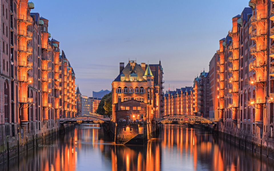 Hamburg: Private Warehouse District & HafenCity Walking Tour - Architectural Wonders of HafenCity