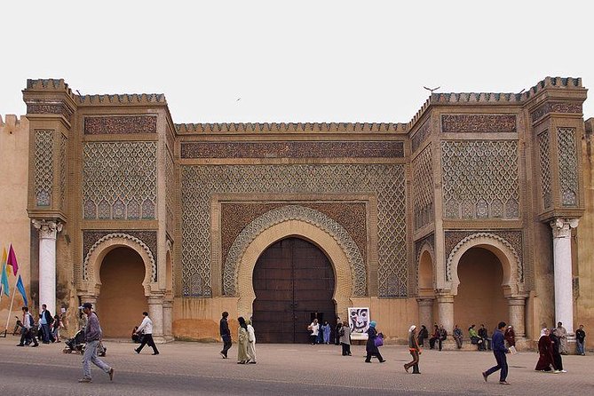 Happy Day Trip of Volubilis and Meknes From Fez - Meeting Point and Directions