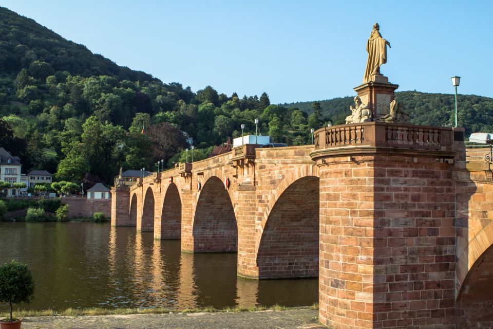 Heidelberg: City Exploration Game and Tour - Game Mechanics and Features