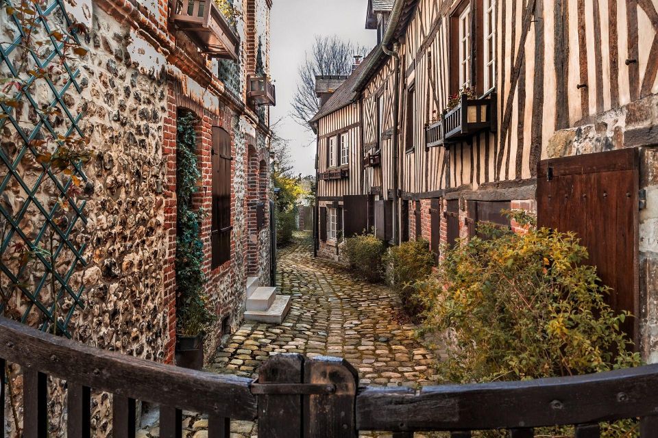 Honfleur Private Guided Walking Tour - Slave Trade History