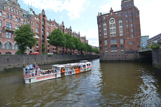 Hop-On Hop-Off on the Water With the Maritime Circle Line in Hamburg - Hopping On and Off the Ferries