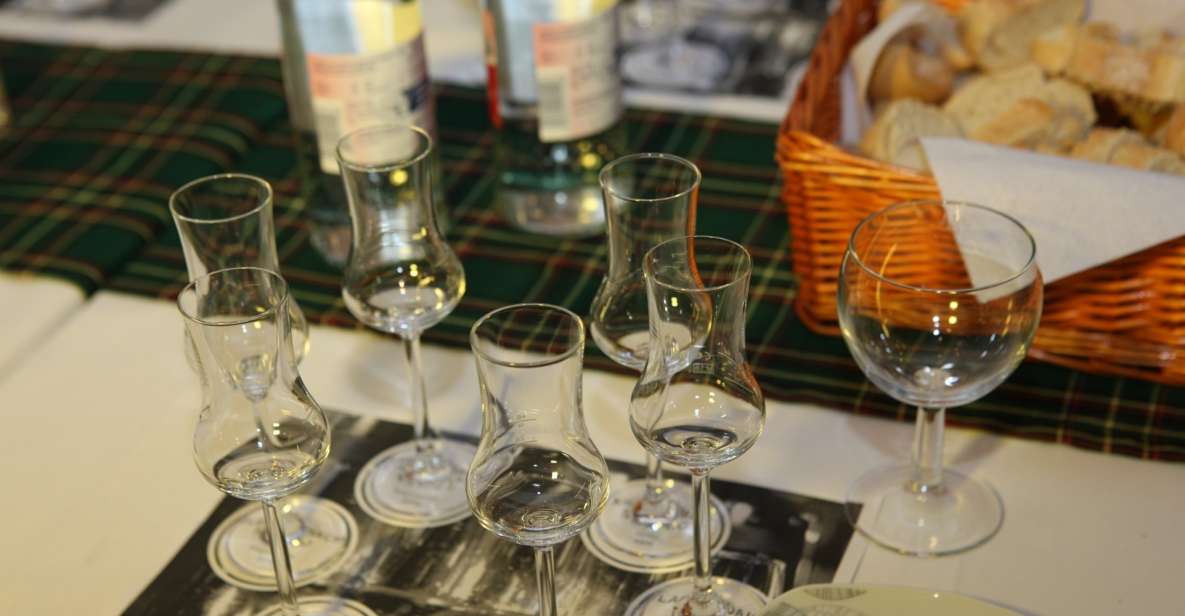 Idstein: Scottish Whiskey Tasting Experience With Appetizers - Exploring the Whiskey Distilling Process