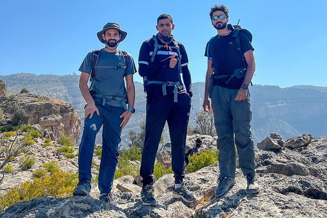 Jebel Shams Summit W4 - Meeting and Pickup