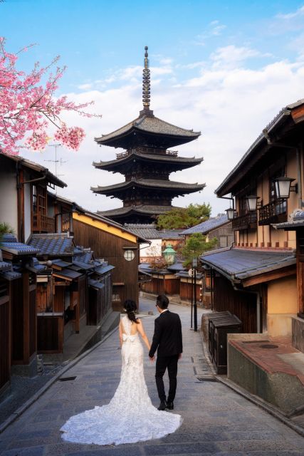 Kyoto: Private Romantic Photoshoot for Couples - Location and Meeting Point