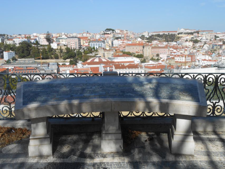 Lisbon Self-Guided Walking Tour and Scavenger Hunt - Experience Highlights