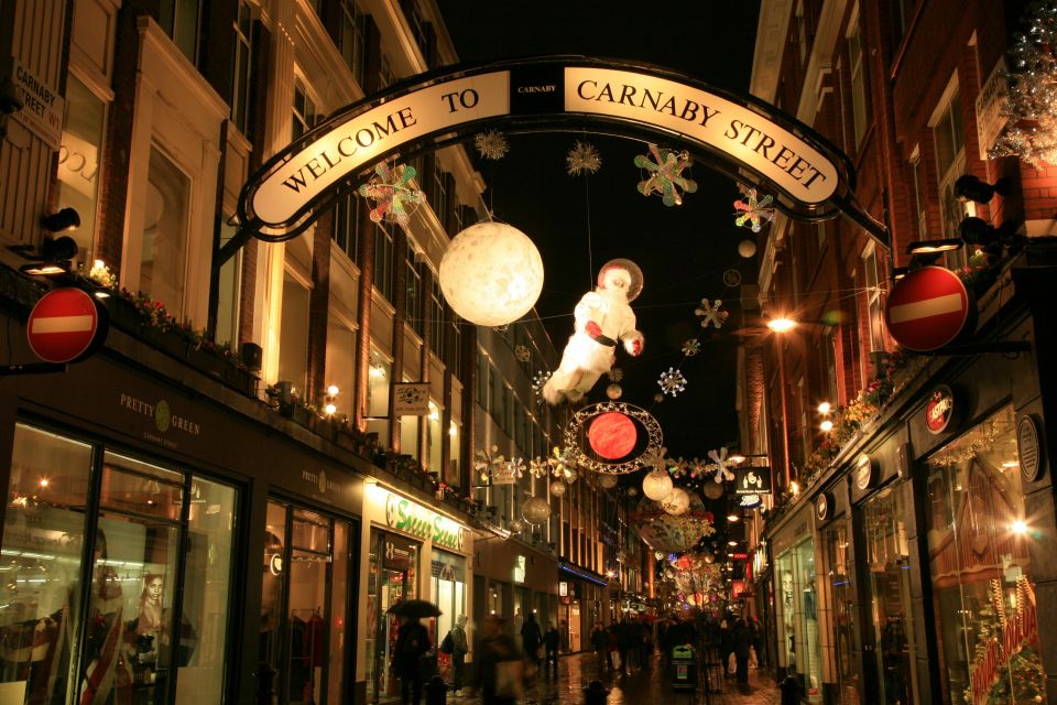 London: Christmas Eve City Tour With Dinner & Midnight Mass - Festive 3-Course Dinner