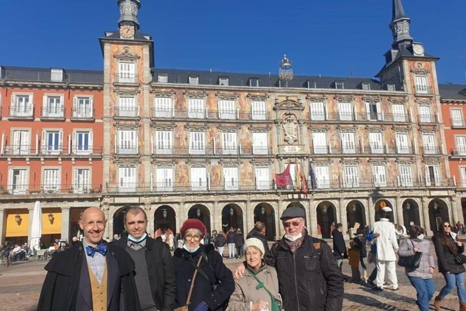 Madrid ; Highlight & Hidden Gems Private Walking Tour - Iconic Landmarks Explored