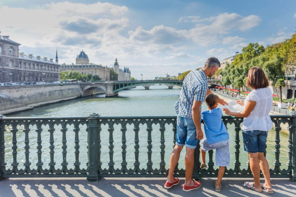 Magnificence on Every Corner - Paris Walking Tour - Discover the Narrowest Street in Paris