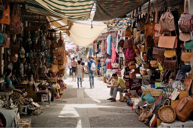 Marrakech Shopping Tour of Authentic Souks : Private Tour - Meeting and End Point