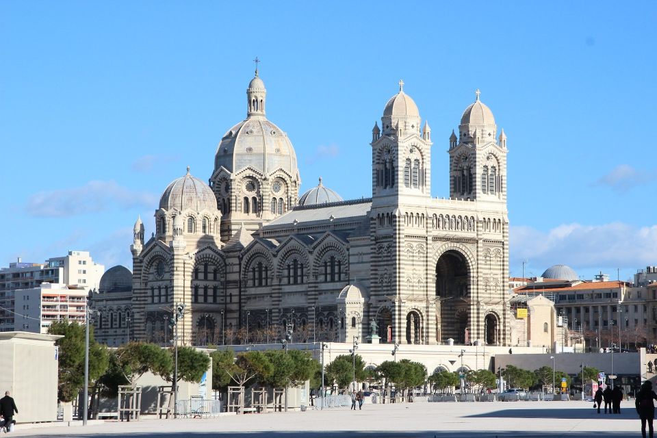 Marseille: Private Walking Guided Tour - Exploring the Old Port