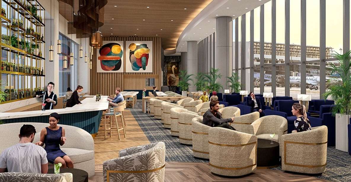 MCO Orlando International Airport: Plaza Premium Lounge - Accessibility and Location