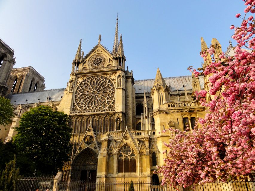 Notre Dame: Private Guided Visit - Accessibility and Restrictions