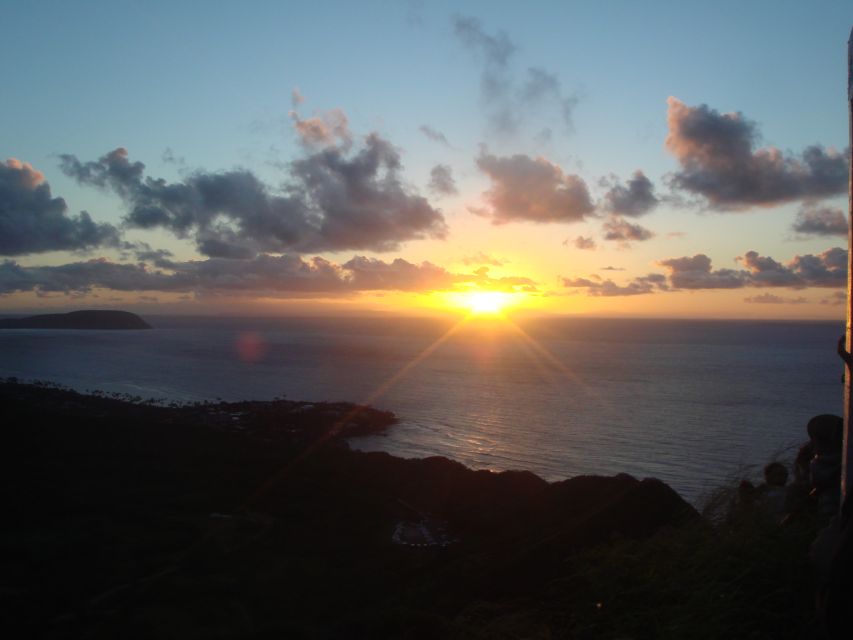 Oahu: Diamond Head Sunrise and Parasailing Tour - Panoramic Views