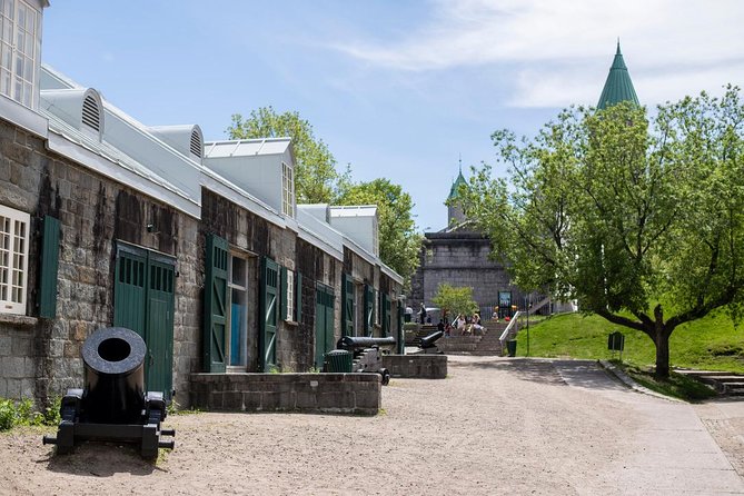 Old Quebec City Food & Drink Tour / Walking Tour - Included Food and Drinks