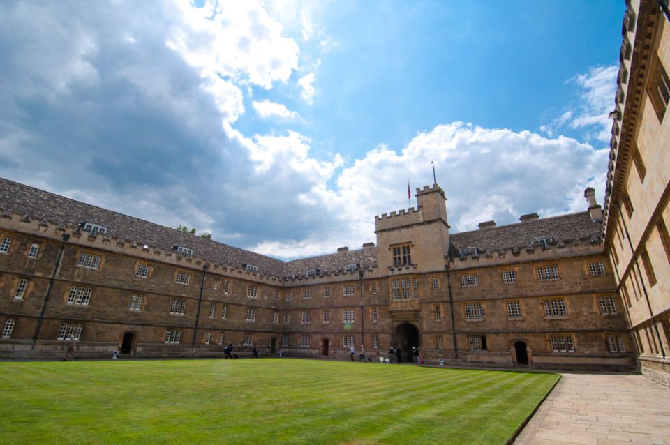 Oxford: Pre-Raphaelite Walking Tour With Exeter College - Tour Content