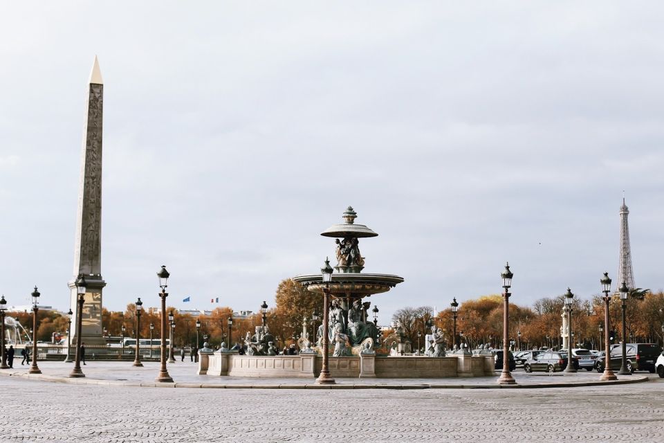 Paris: Guided Tour From Notre-Dame to Champs-Élysées - Accessibility Considerations