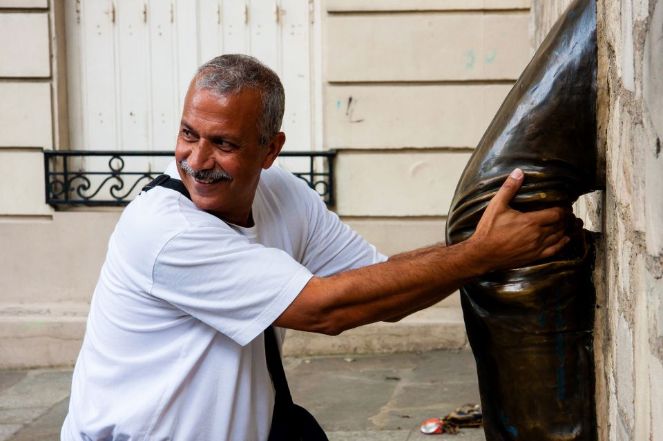 Paris: Montmartre 2-Hour Walking Tour - Discovering the Secret Vineyard