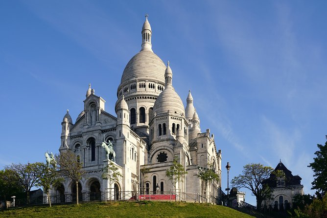 Paris: Montmartre and Sacre Coeur Private Tour for Kids and Families - Meeting and End Points