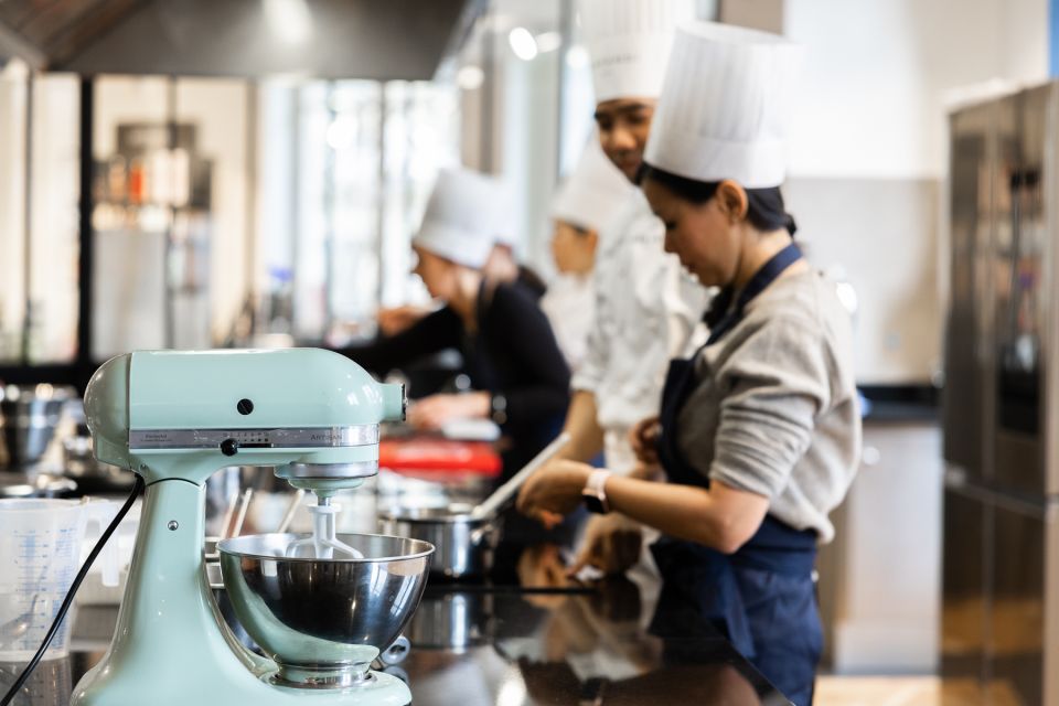 Paris: Pastry Class With Ferrandi Chef at Galeries Lafayette - Highlights of the Class