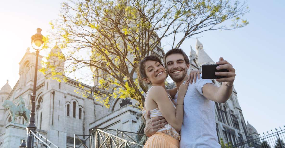 Paris: Sacré-Coeur and Montmartre Tour With Expert Guide - Montmartre Neighborhood