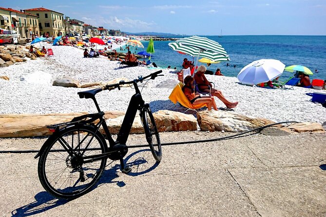 Pisa Tour by Bike : the Road to the Sea - Bicycle Rental and Specifications