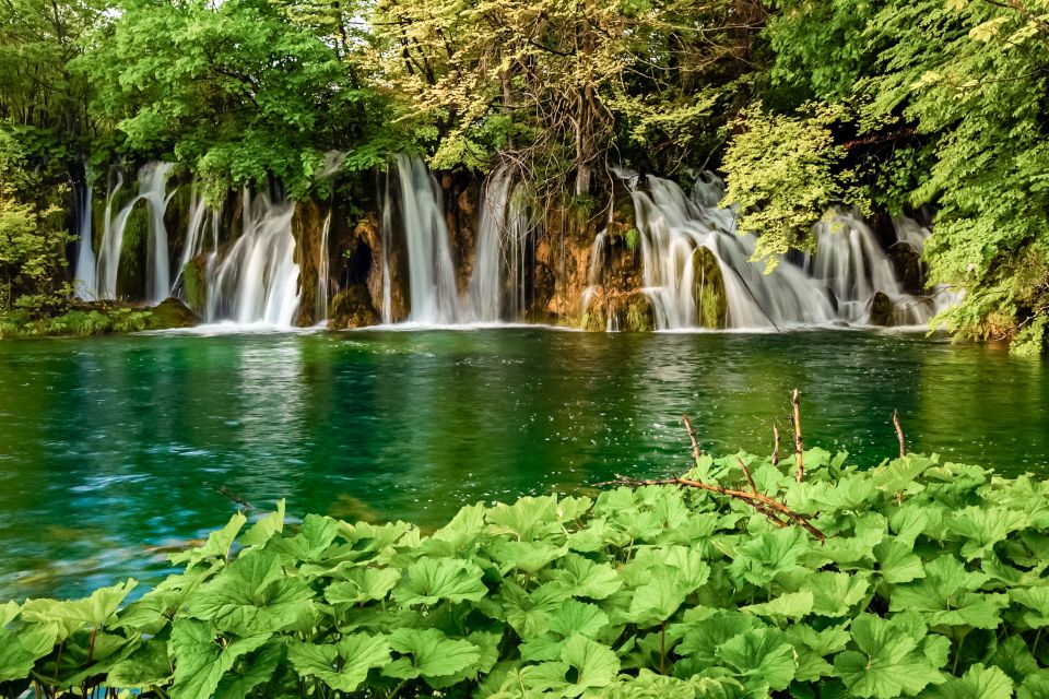 Plitvice Lakes: Guided Walking Tour and Boat Ride - Tour Inclusions