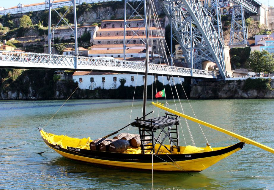 Porto: 3-Hour Walking City Tour & Lello Bookstore Visit - Private Guided Walking Experience