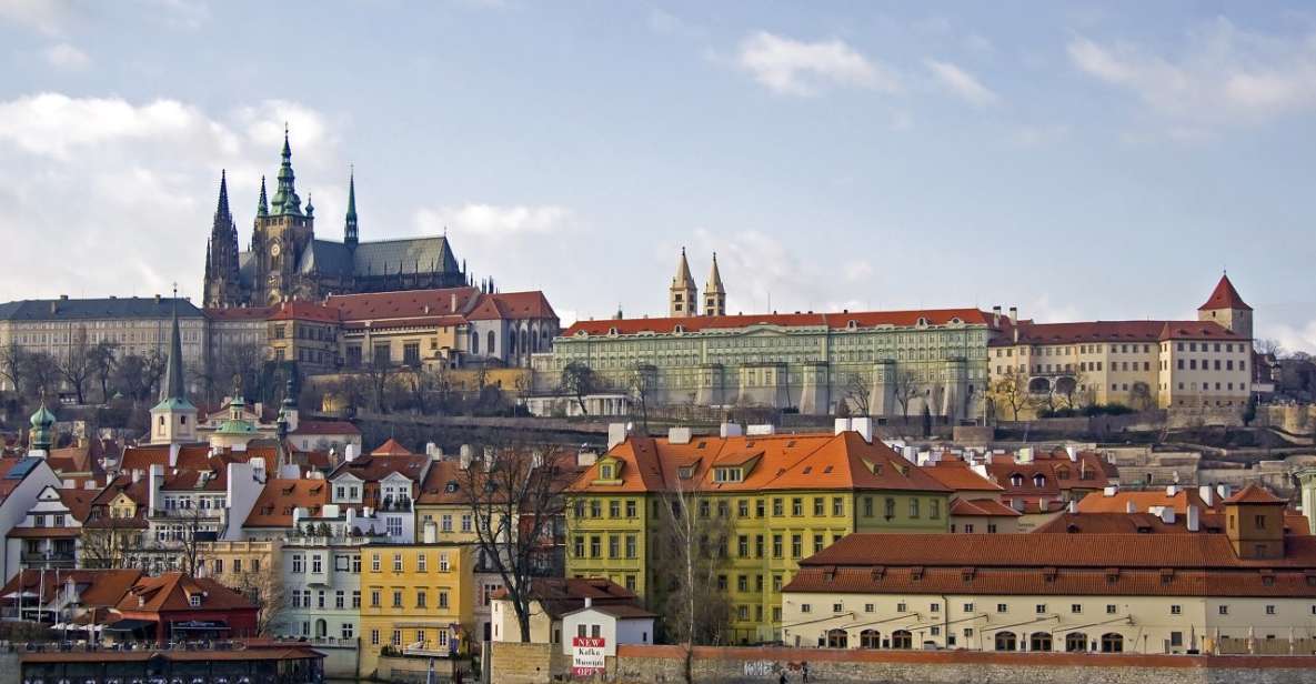 Prague Sightseeing Tour With Lunch - Guided Tour Details