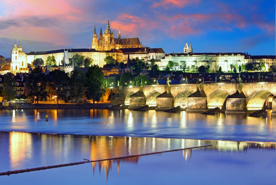 Prague: Vltava River Cruise With Dinner - Pickup and Meeting Point