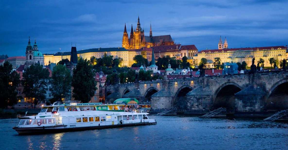 Prague: Vltava River Evening Dinner Cruise - Scenic Views