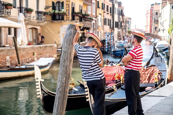 Private Gondola Ride in Venice off the Beaten Track - Additional Information