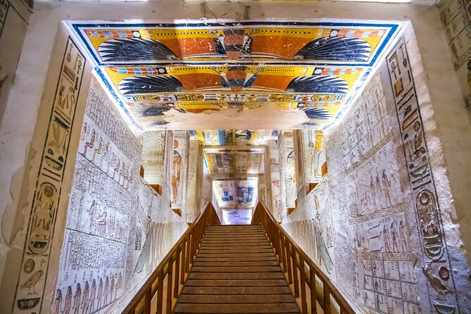 Private Guided Tour to Valley of the Kings - Accessibility Considerations