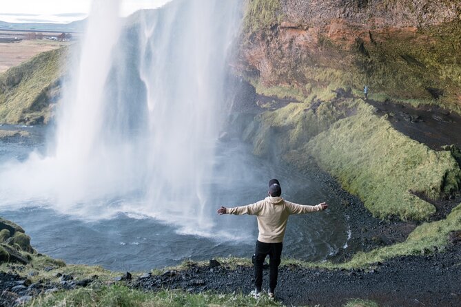 Private Secret Spots of Iceland Full Day Tour With Photography by Luke - Taking in Local Culture