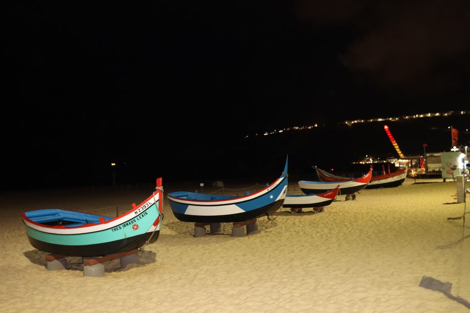 Private Tour to Nazaré & Alcobaça, Giant Waves and Monastery - Nazaré Promenade Strolling