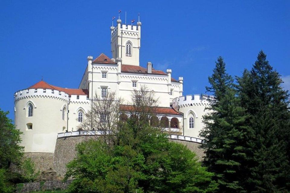 Private Varaždin and Trakošćan Castle Tour - From Zagreb - Pickup Locations in Zagreb