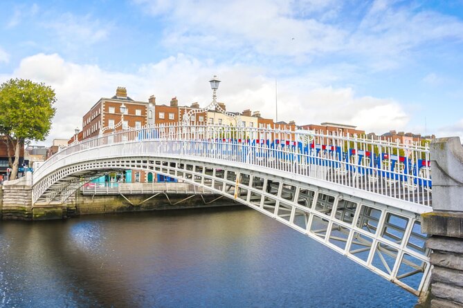 Romantic Dublin: Cupid Quest Experience - Meeting and End Points