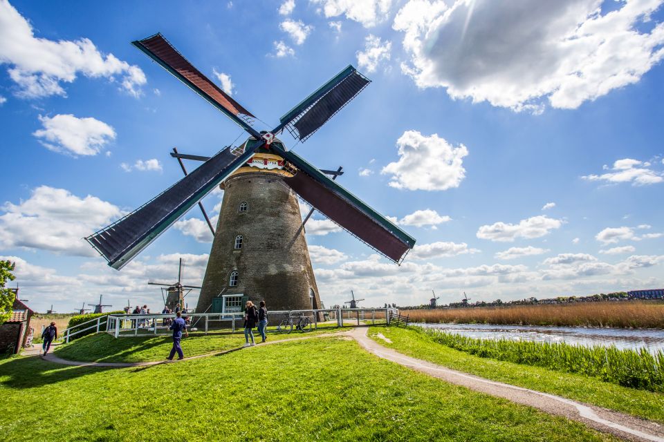 Rotterdam: Kinderdijk Windmill Village Entry Ticket - Operating Hours and Schedules