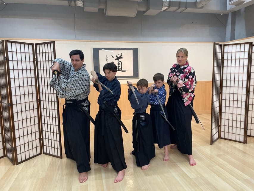 SAMURAI EXPERIENCE in Tokyo（Harajuku）【SAMURAIve】 - Instructor and Experience