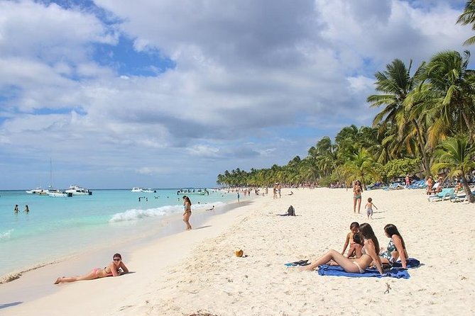 Saona Island Excursion by Catamaran and Speedboat (Full Day) - Customer Feedback and Ratings