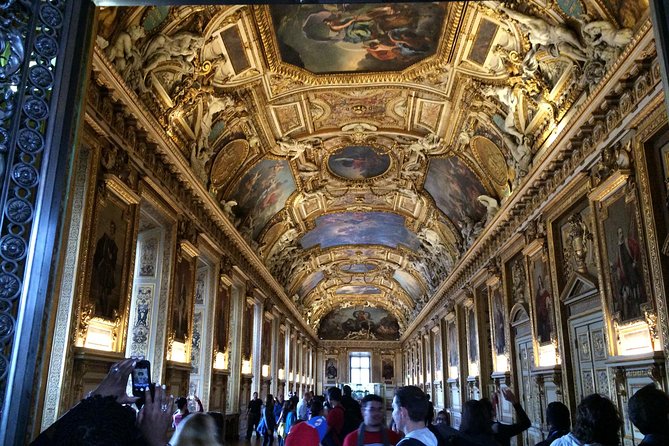 Semi-Private Louvre Museum Tour With Reserved Access - Small-Group Tour Experience