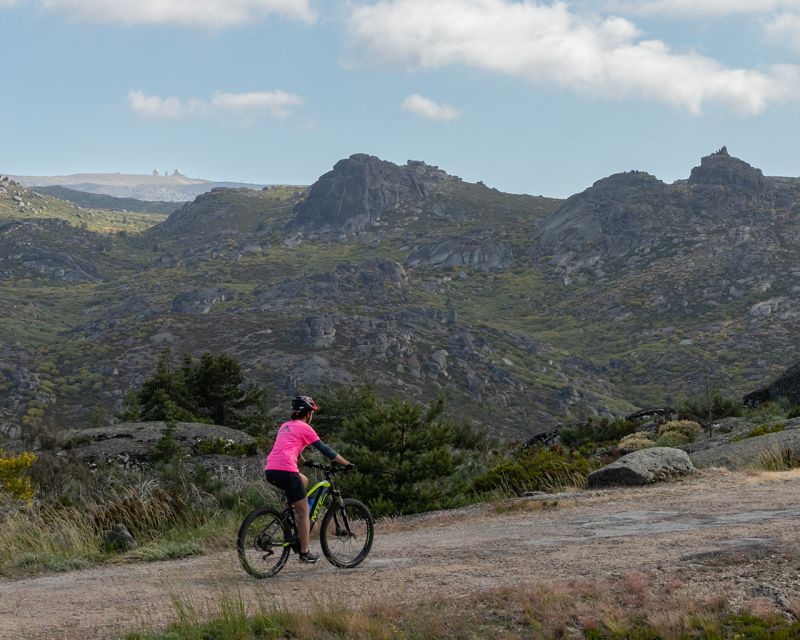 Serra Da Estrela: Private E-Bike Tour With Observatory - Exploring Campo Romão