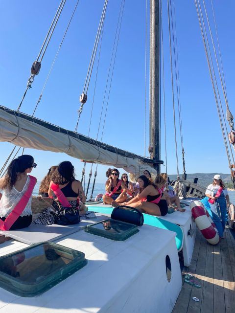 Sesimbra: Cliffs, Bays & Beaches Aboard a Traditional Boat - Sailing Around Cabo De Ares