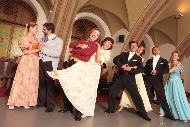 Skip the Line: Austrian Dinner Show Ticket in Vienna - Cancellation Policy