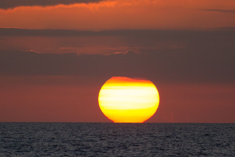 South Maui Sunset & Celestial Cruise - Highlights