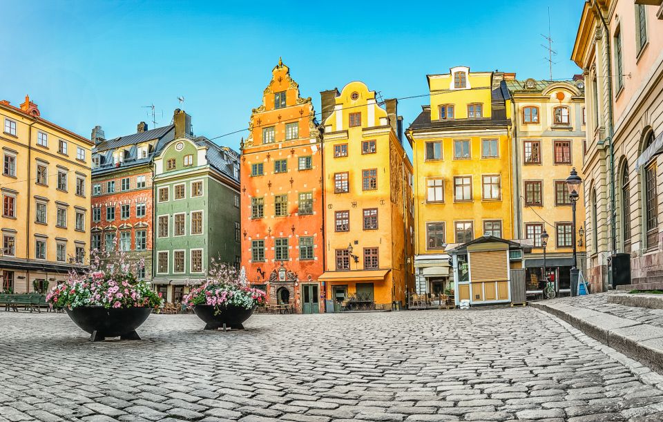 Stockholm: Old Town Walking Tour - Professional Tour Guide