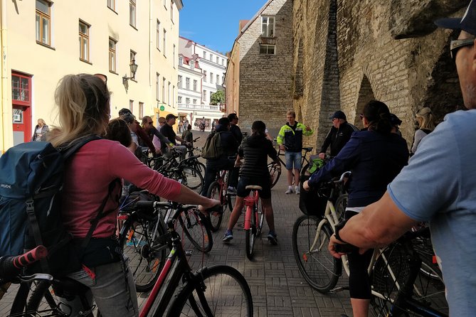 Tallinn Bike Tour With Electric Bikes - Ride to Toompea Hill