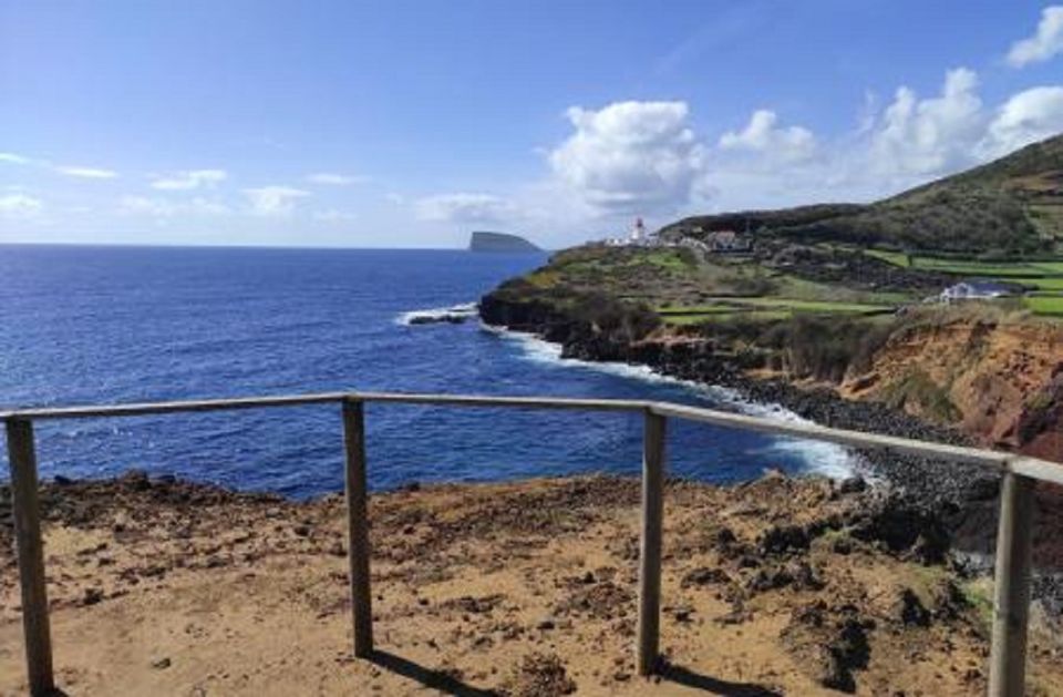 Third Island: Hiking Trail Forts of São Sebastião - Historic Marine Forts