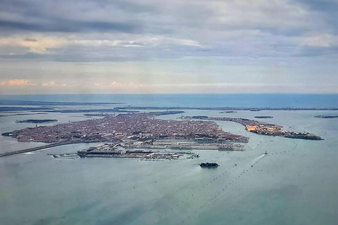 Venice Through the Eyes of a Venetian - Walk and Luxurious Private Water Taxi - Architectural Highlights