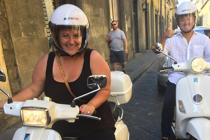 Vespa Tour in Tuscany From Florence - Participant Requirements